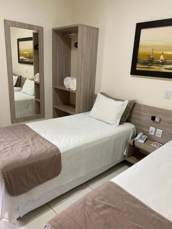 Rossi Hotel Comodoro Buitenkant foto