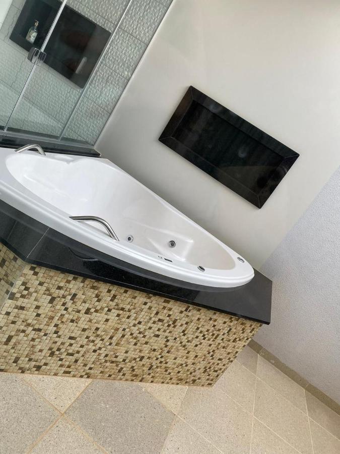 Rossi Hotel Comodoro Buitenkant foto